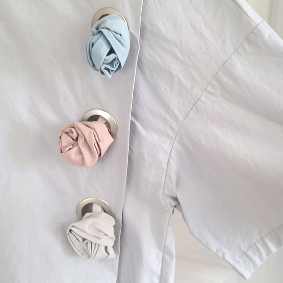 ROOT Pastel Rose Knot High-Low Oversized Blouse - Picture 2 of 4